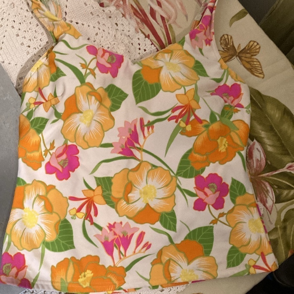 🌈 Lands End tropical print tankini swim top small - Picture 6 of 6